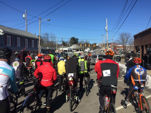 2018 Road Apple Roubaix Start