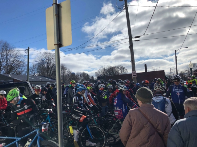 2020 Road Apple Roubaix Start