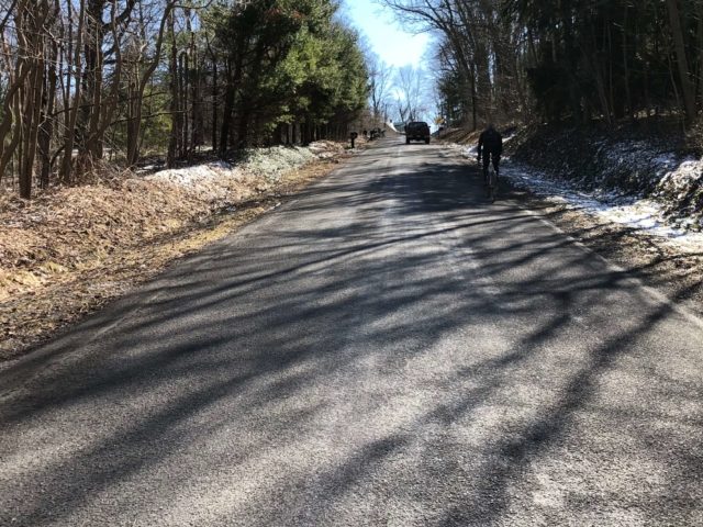 Road Apple Roubaix - Heckle Hill