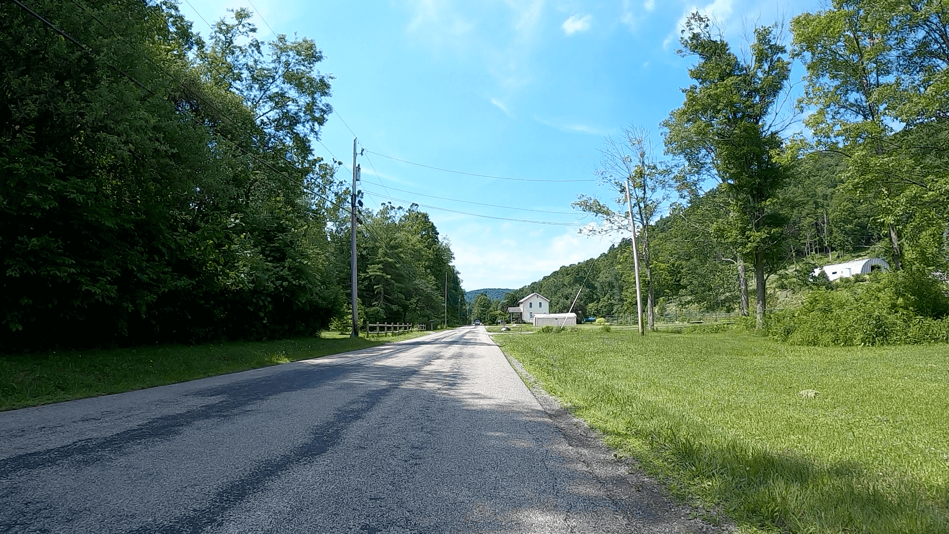 PEC Laurel Ridge-Forbes - Quiet country road.